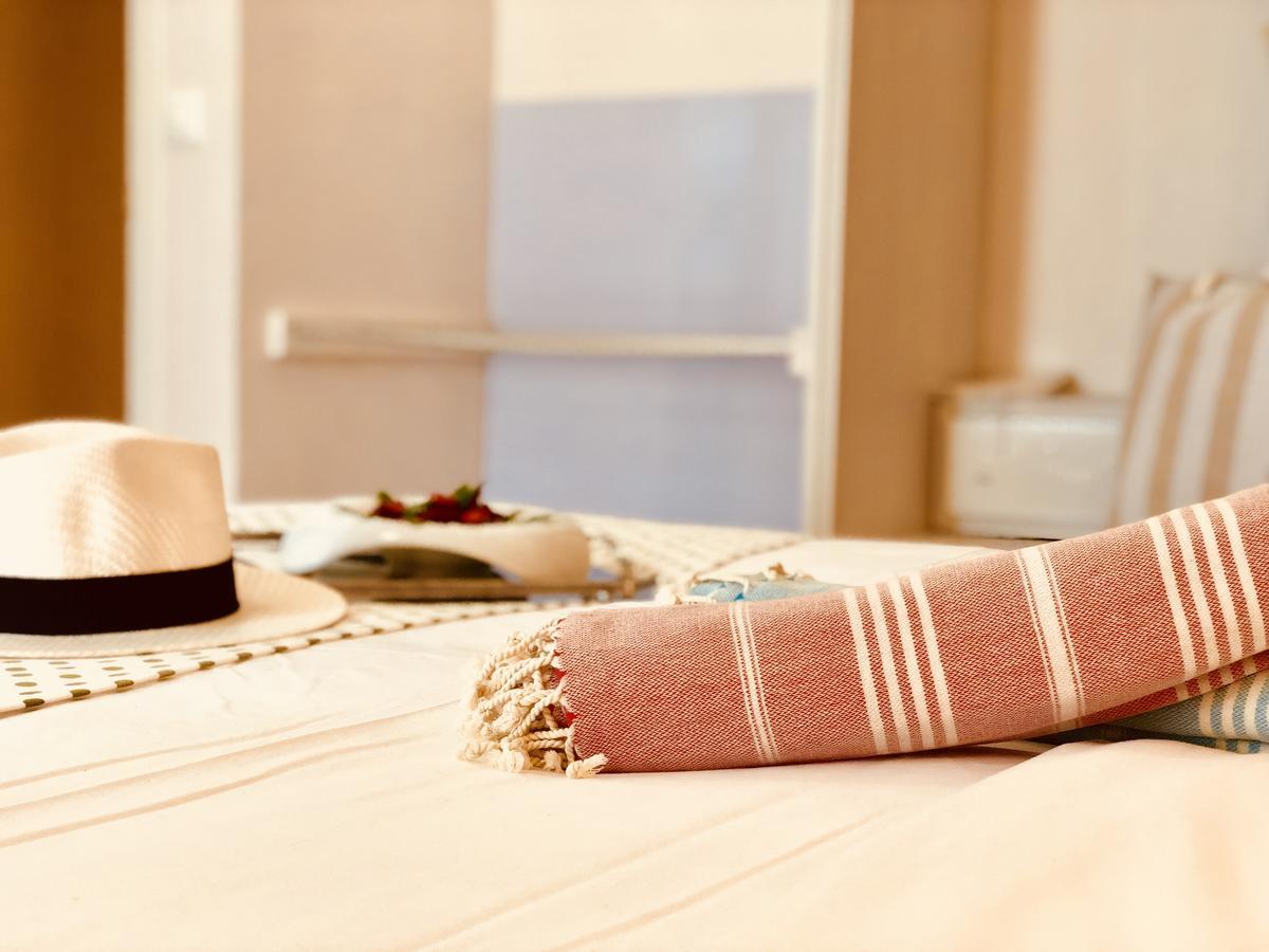 G George Aparthotel Nidrí Kültér fotó
